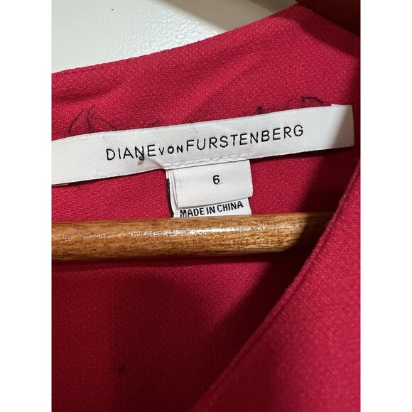 DVF Diane von Furstenburg  Capreena Mini Dress Size 6 Berry Red Sleeveless Shift - Picture 5 of 10